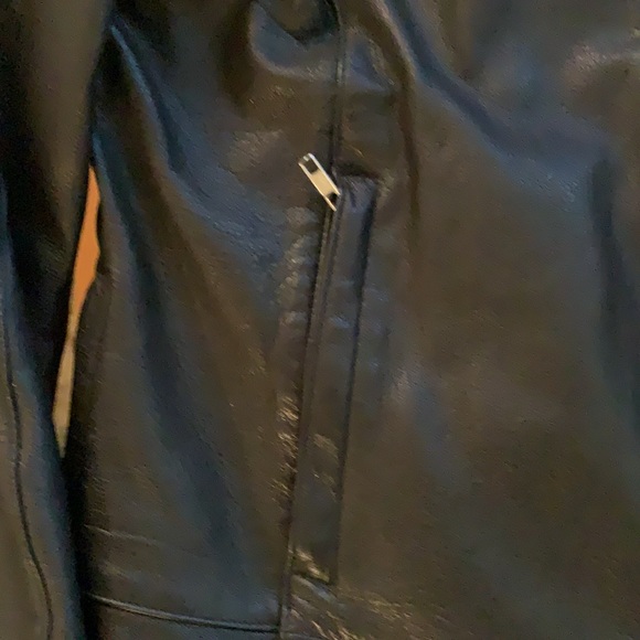 Women’s leather Triumph Jacket - Picture 5 of 9